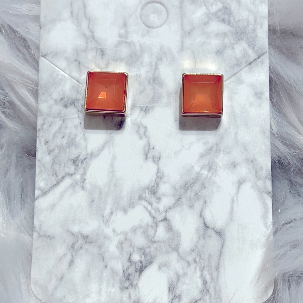 Earrings/Studs